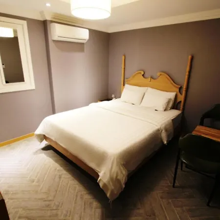 Demian Hotel